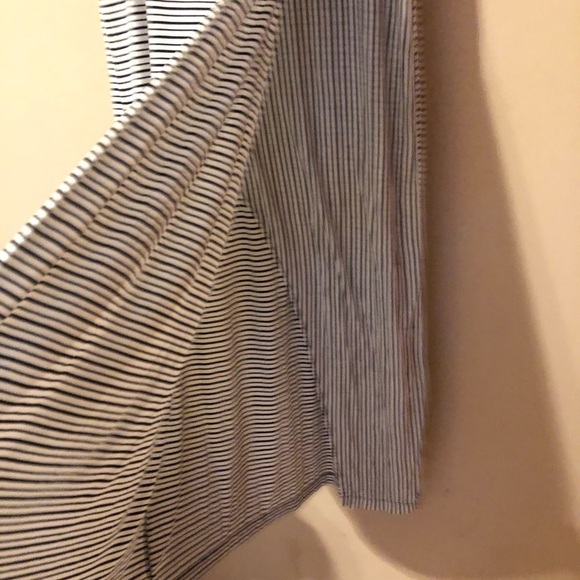 ⭐️ Lou & Grey Maxi Skirt - Picture 3 of 7